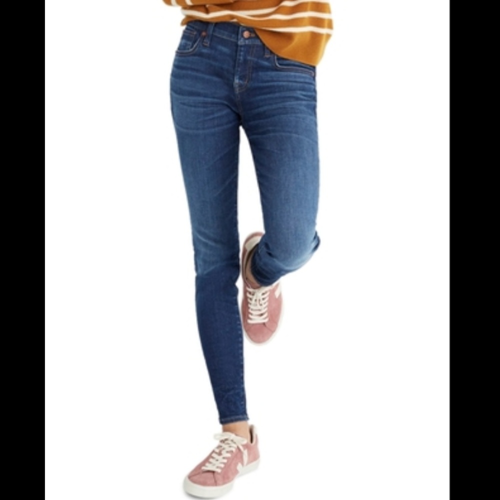 Madewell dark wash 8in rise skinny jeans size 26
